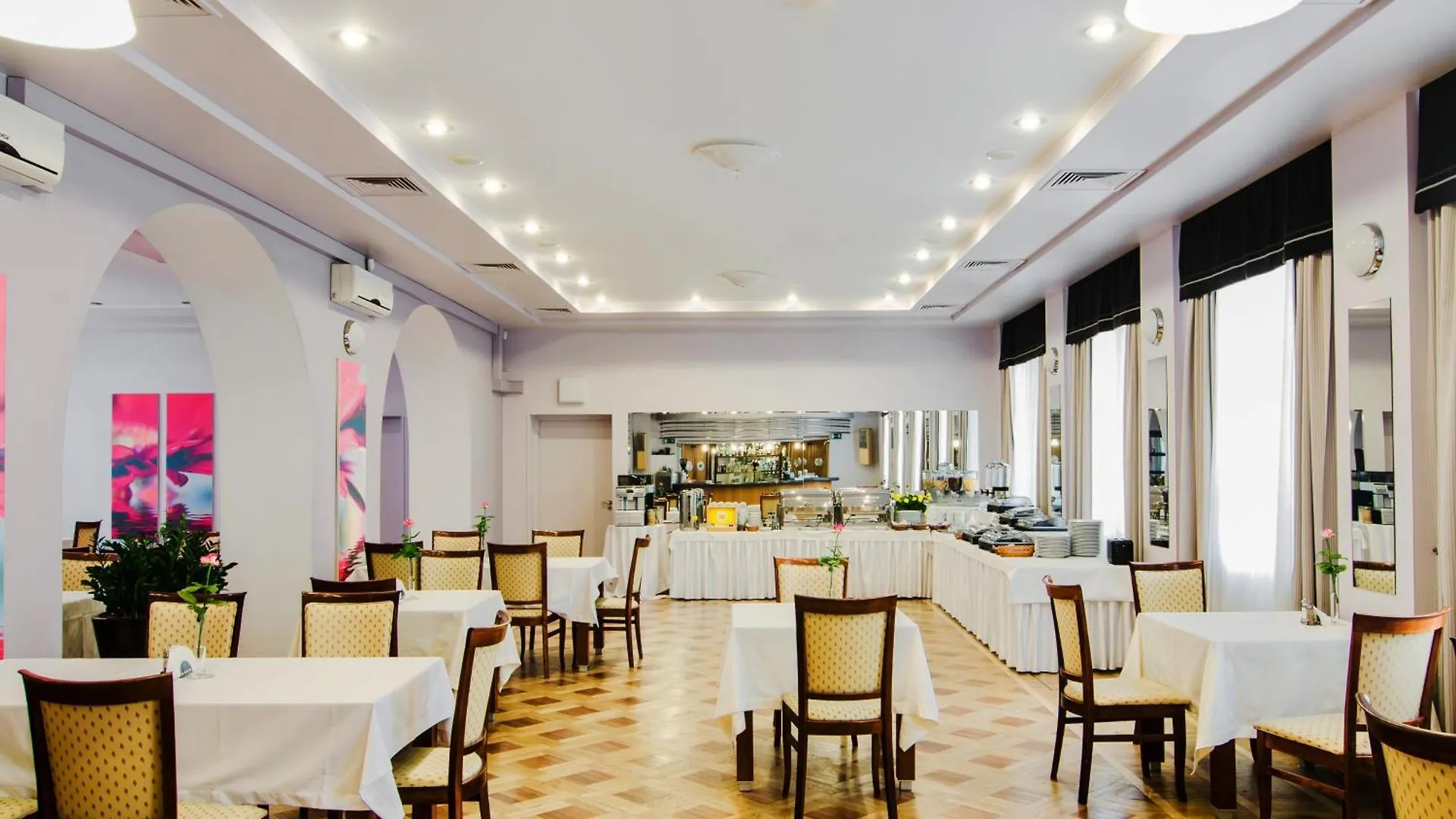 Hotel Lazienkowski Warschau Polen